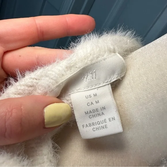 H&M White Fuzzy Sweater - Picture 7 of 9
